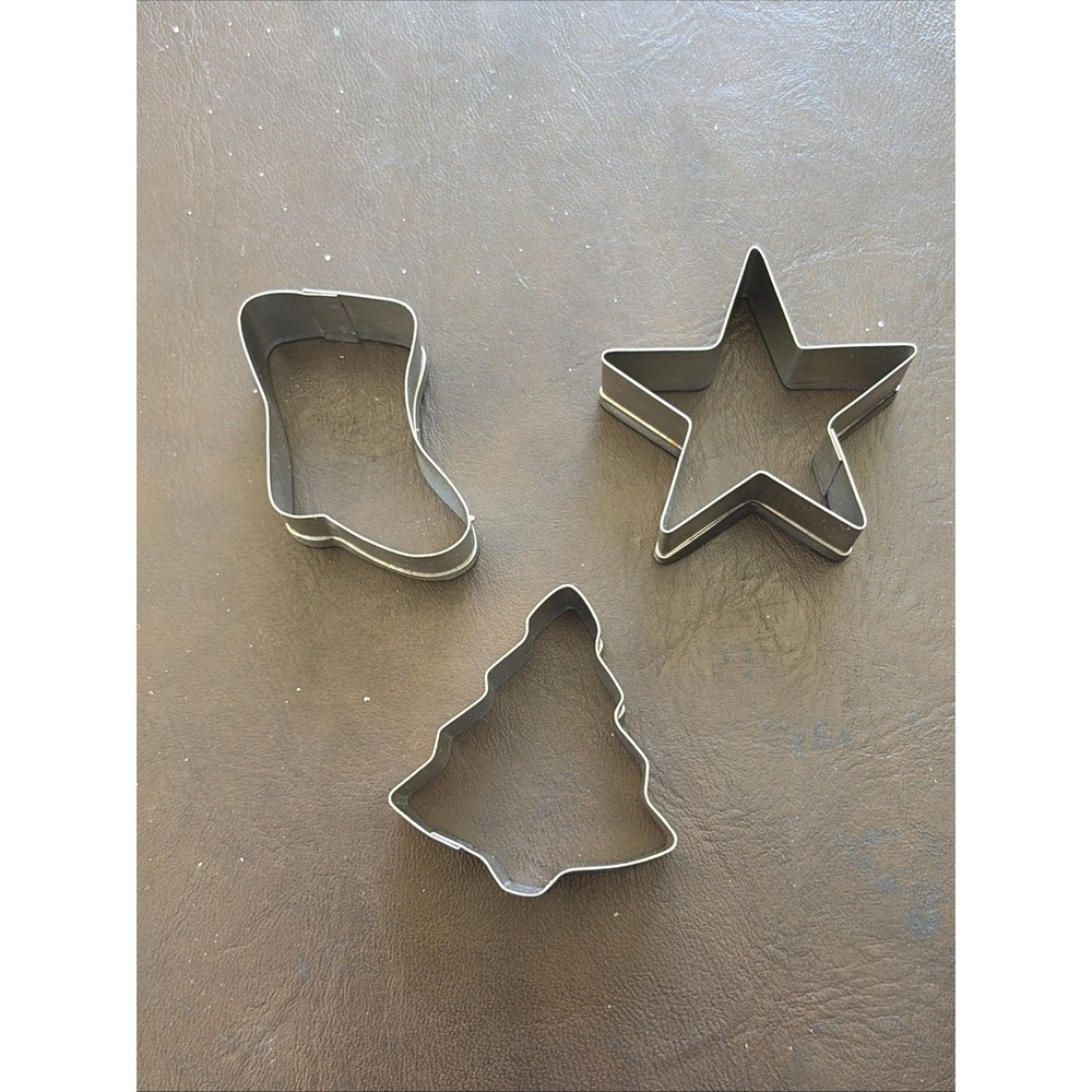 3 Mini Metal Cookie Cutters Christmas Theme Stocking, Star And Tree Shapes 1"